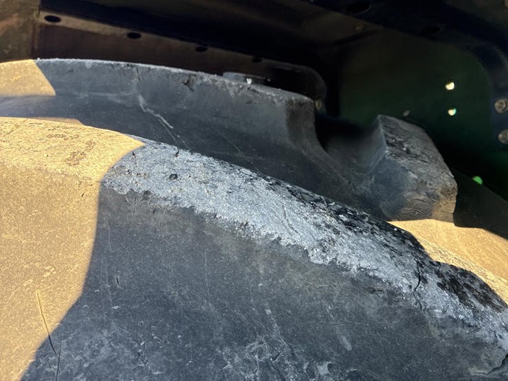 2013-john-deere-9510r-image-52