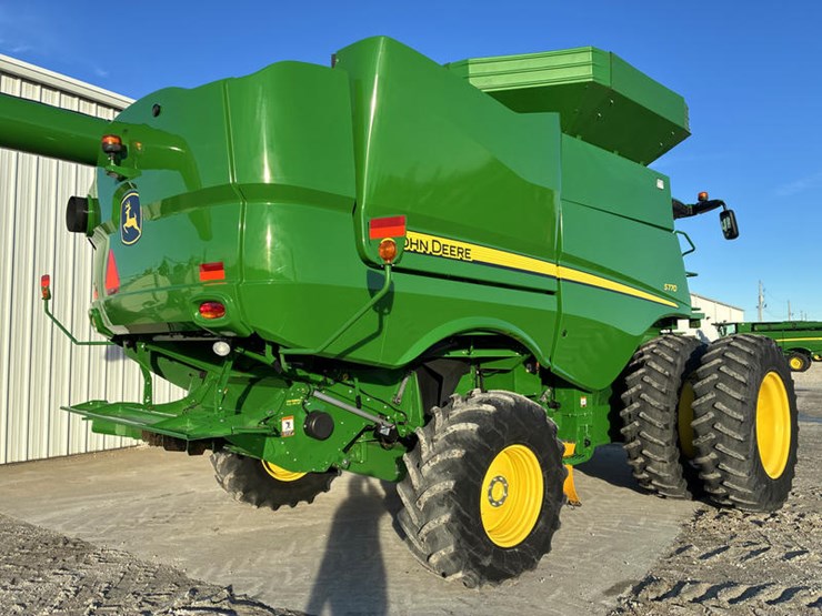 2018-john-deere-s770-image-4