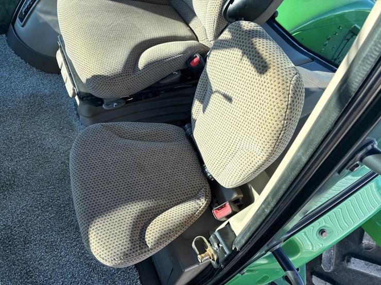 2013-john-deere-9510r-image-76