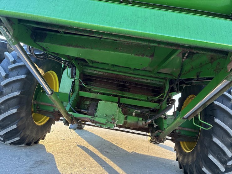 1992-john-deere-9500-image-30