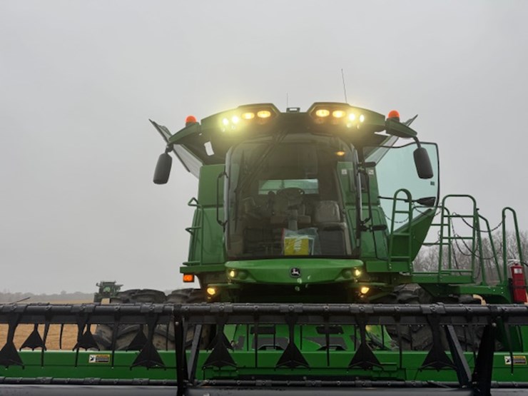2014-john-deere-s680-image-51