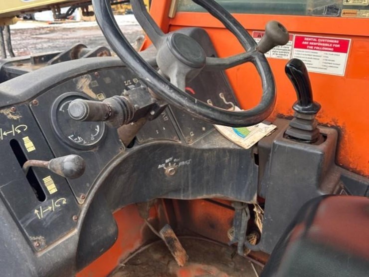 2015-jlg-g6-42a-image-15