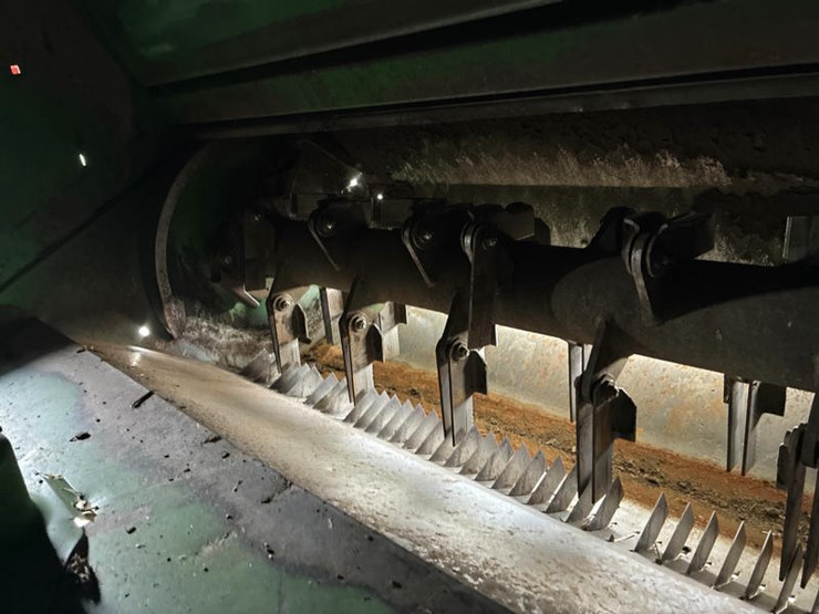 2012-john-deere-s680-image-60