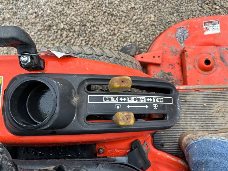 kubota-bx2200-image-25