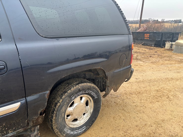 2003-gmc-yukon-image-12