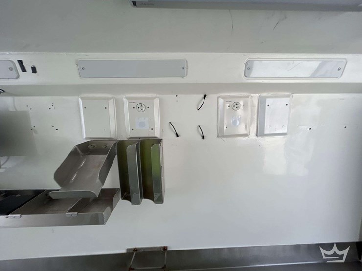 2021-mercedes-benz-sprinter-4500-image-35