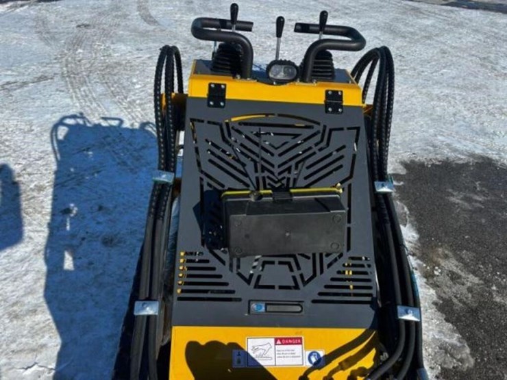 unused-2025-sdlanch-sdll60-skid-steer-image-27