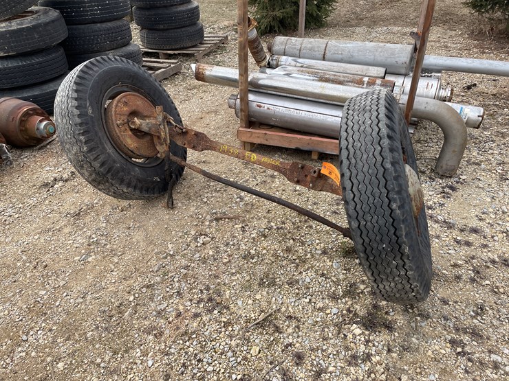 #4257-•-vintage-truck-steer-axle-image-1