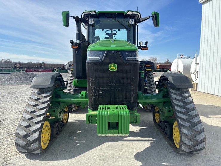 2021-john-deere-8rx-370-image-13