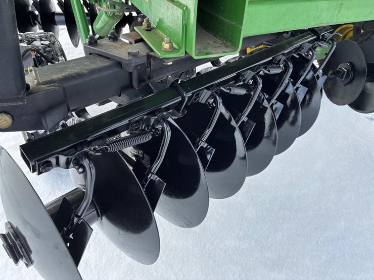 2008-john-deere-637-image-43