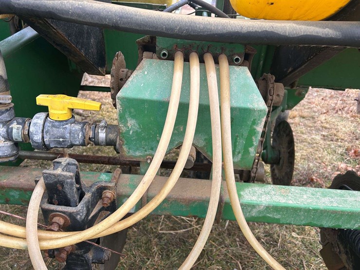 john-deere-7000-image-10