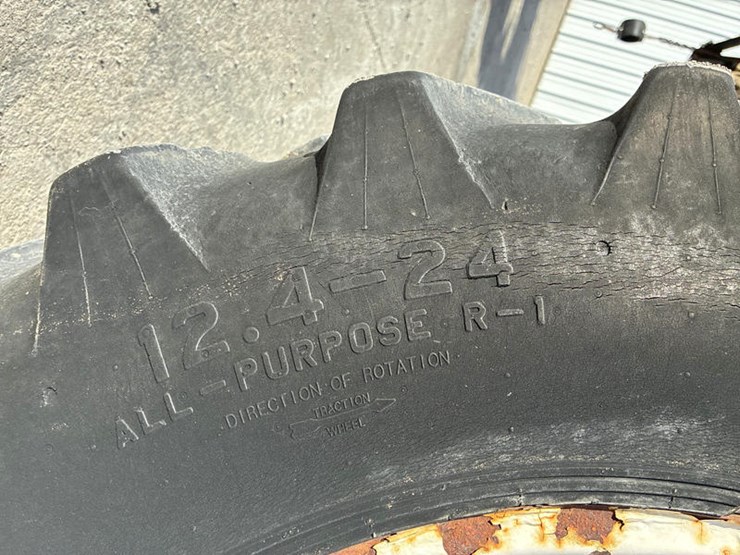 2010-willmar-745-image-46