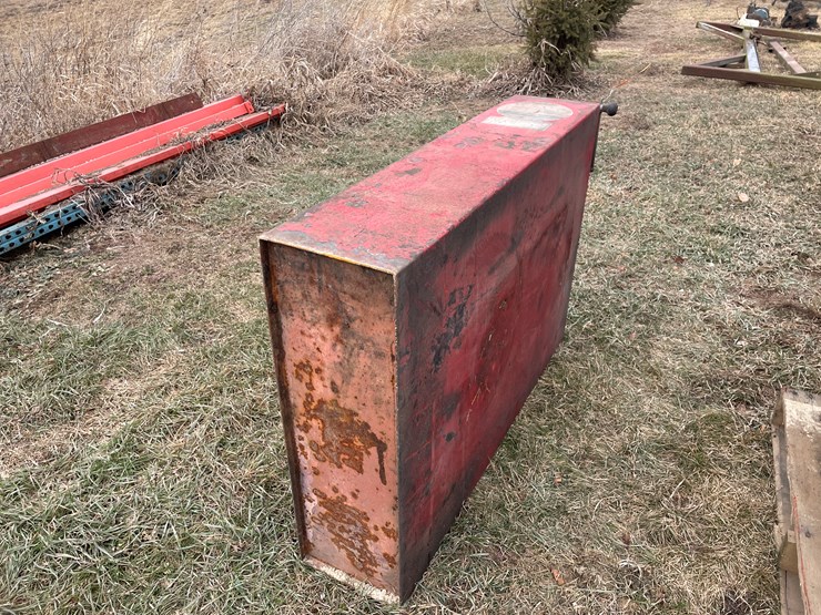 #4235-•-standard-oil-dispensing-tank-image-3