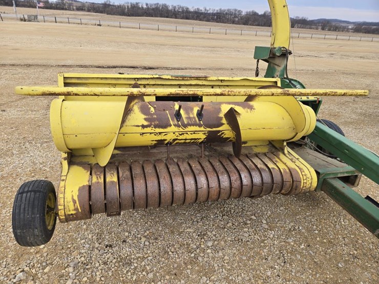 john-deere-3940-image-10