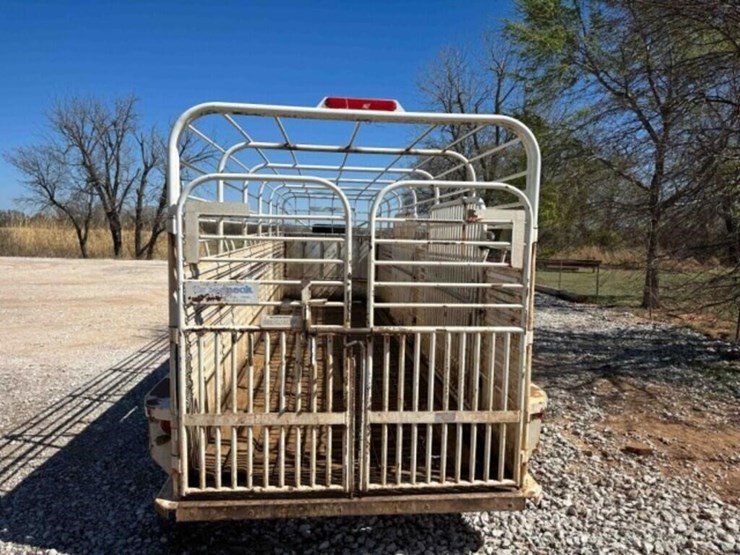 24’-x-6’-gooseneck-livestock-trailer-image-9