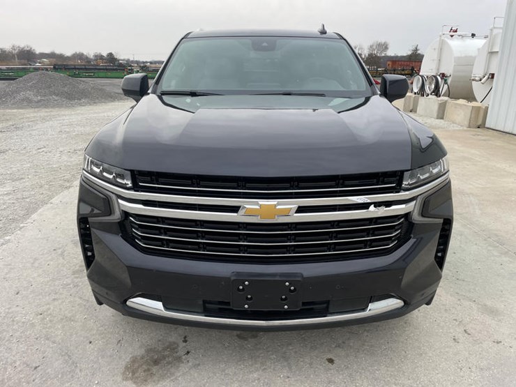 2023-chevrolet-tahoe-image-11
