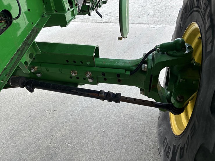 2013-john-deere-s690-image-40