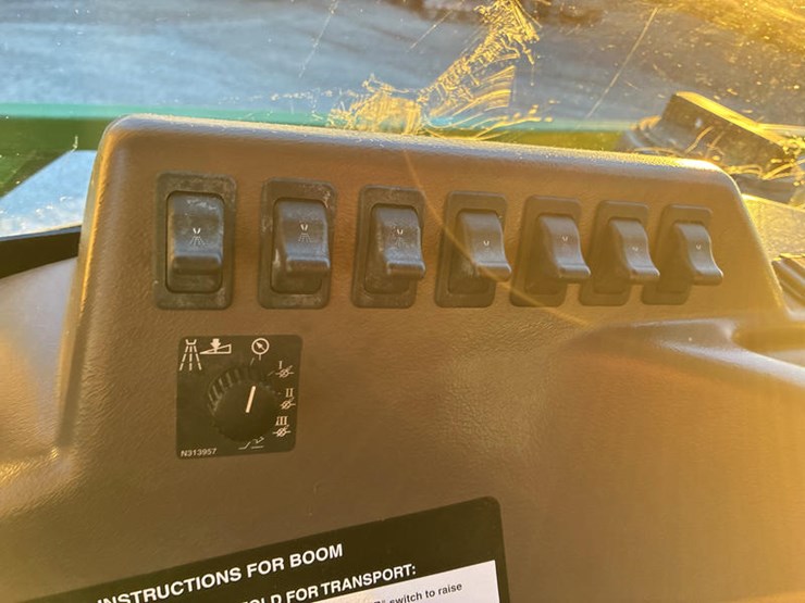 2017-john-deere-r4023-image-94