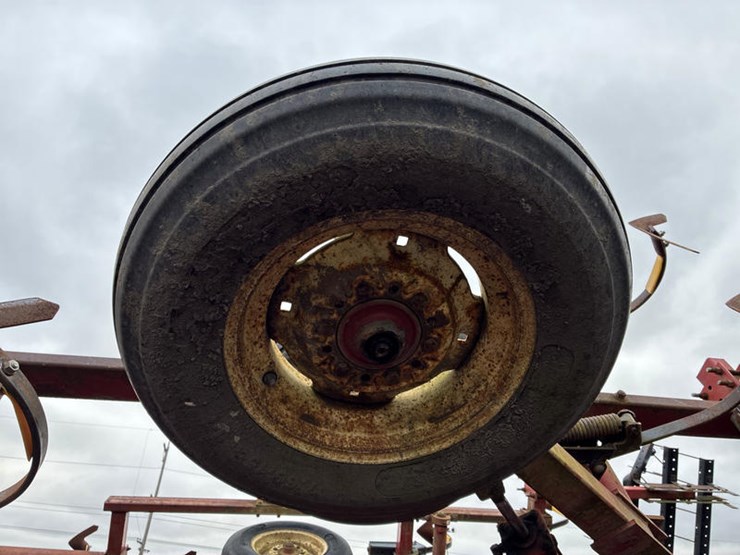 case-ih-4800-image-15