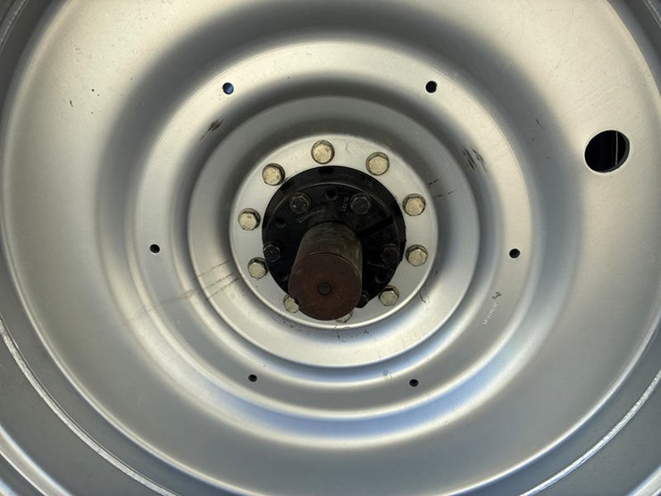 2024-case-ih-magnum-310-afs-connect-image-51