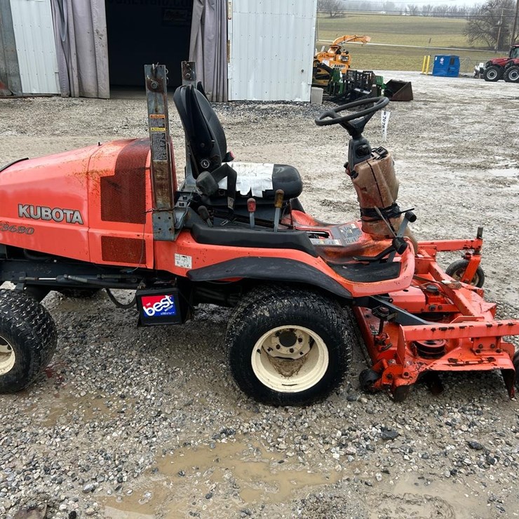 KUBOTA F3680