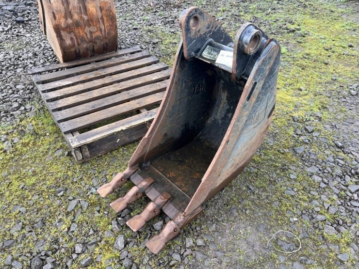 caterpillar-18-image-1