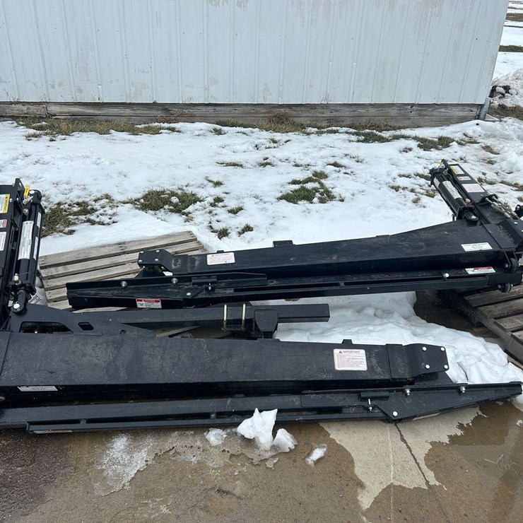 Haukaas side arm markers