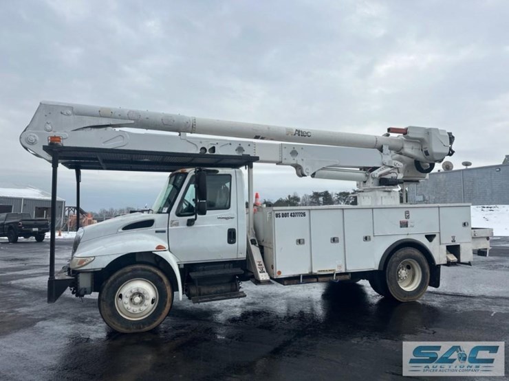 2012-international-durastar-4300-image-1