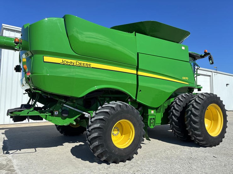 2012-john-deere-s670-image-5
