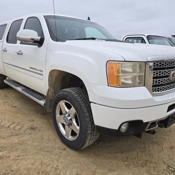 2013 GMC SIERRA 2500