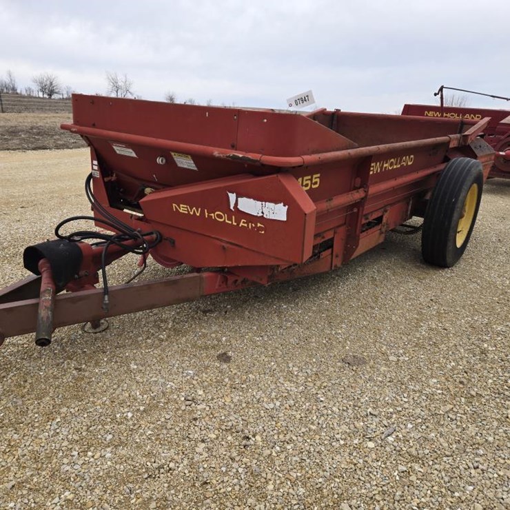 NEW HOLLAND 155
