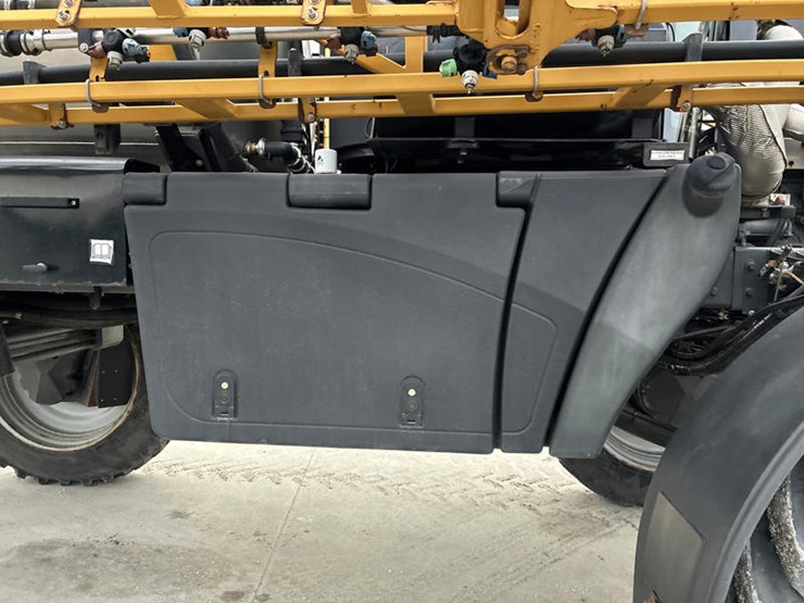 2015-ag-chem-rg1100-image-25