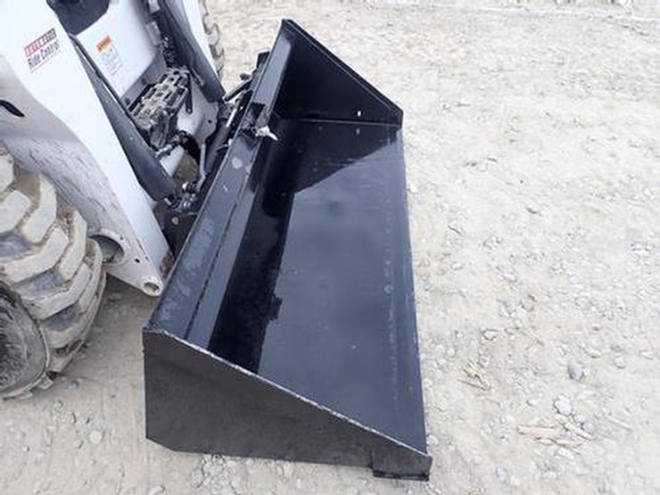 wildcat-74"-skid-steer-gp-bucket-image-4