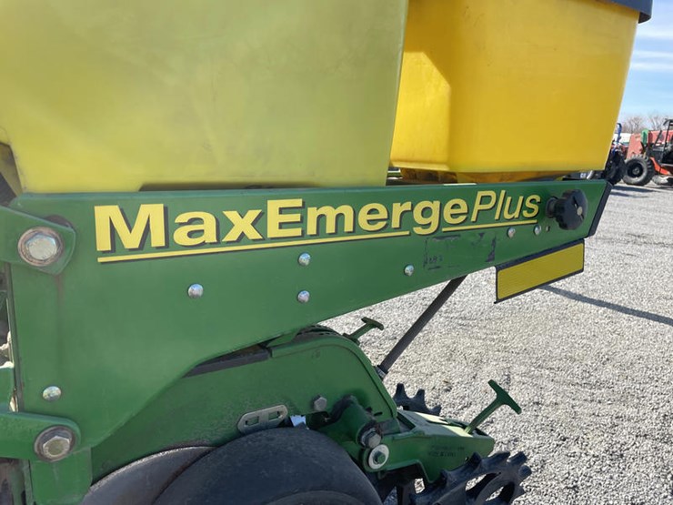 2004-john-deere-db90-image-66