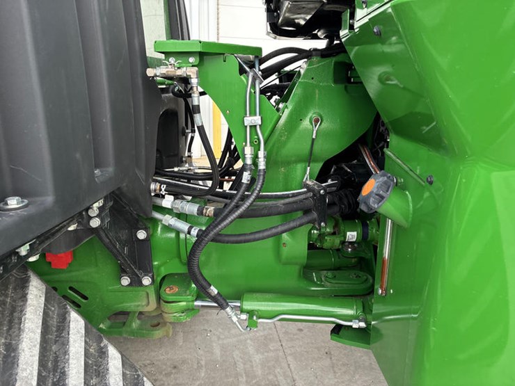 2023-john-deere-9rx-590-image-21