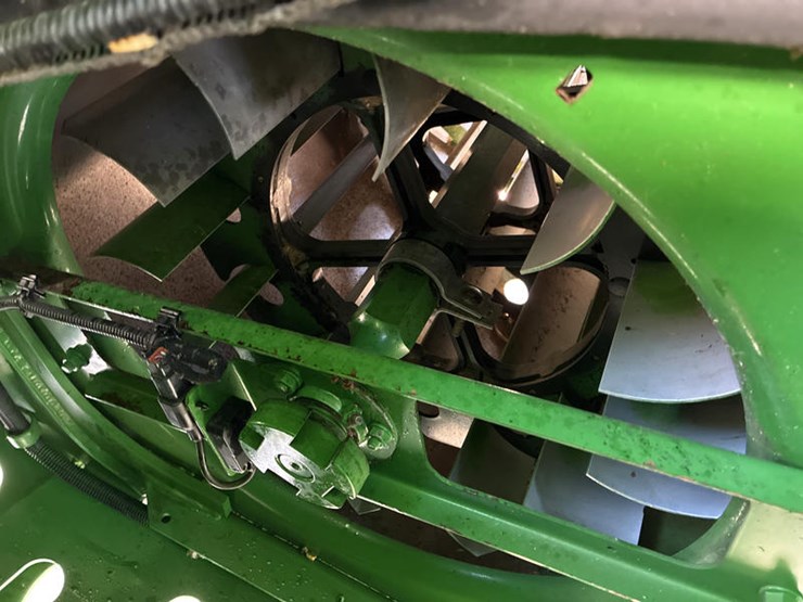 2012-john-deere-s670-image-63