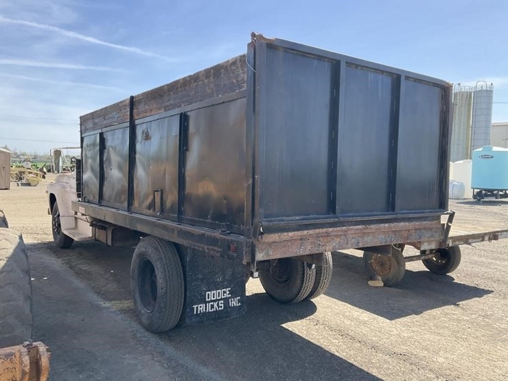 1974-ford-600-image-4