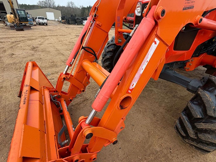 2018-kubota-m6-141-image-16