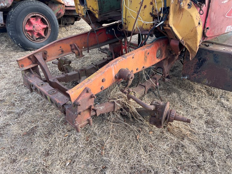 #4209-•-mack-truck-frame-image-13