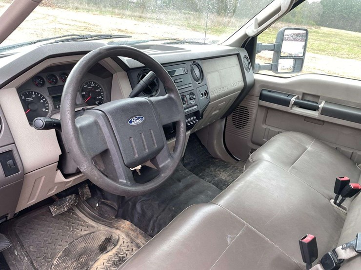 2008-ford-f350-image-11