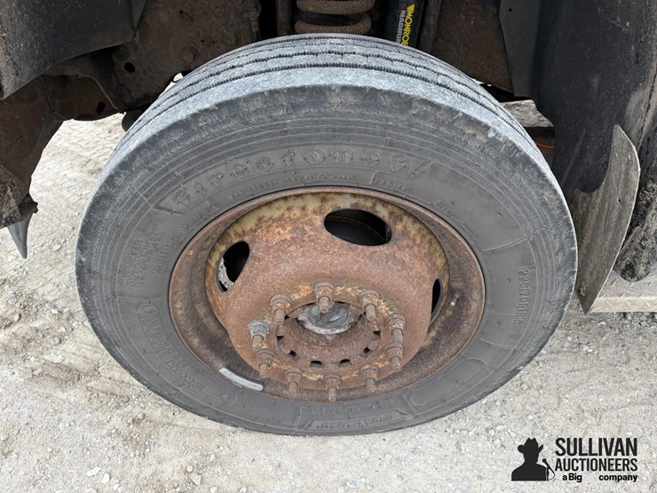 2008-ford-f550-xl-image-9