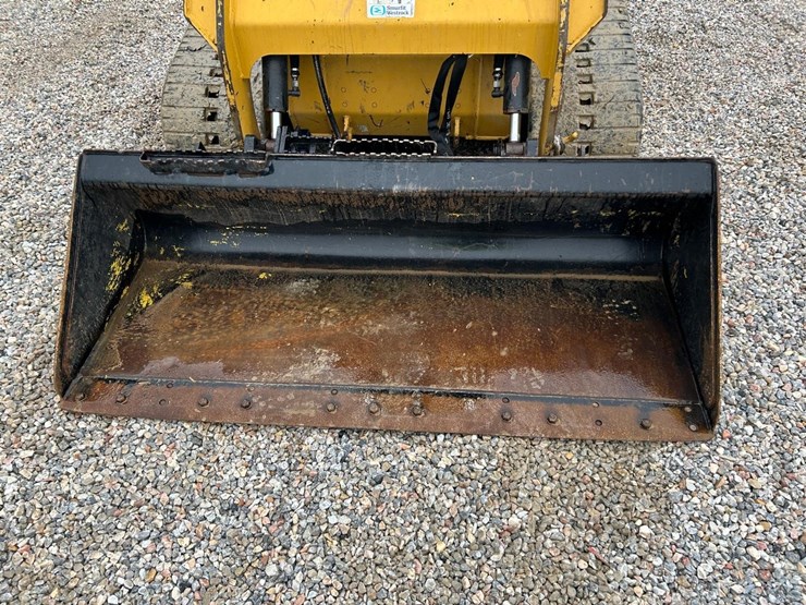 2019-caterpillar-259d-image-9