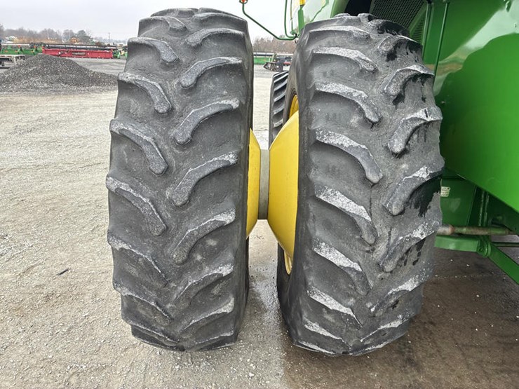 2004-john-deere-9660-sts-image-34