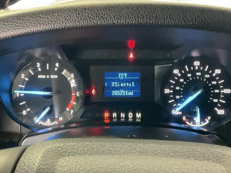 2016-ford-expedition-image-16