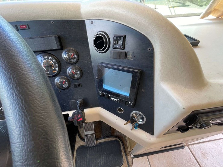 2000-holiday-rambler-"endeavor"-motorhome-(52,465-miles)-image-24