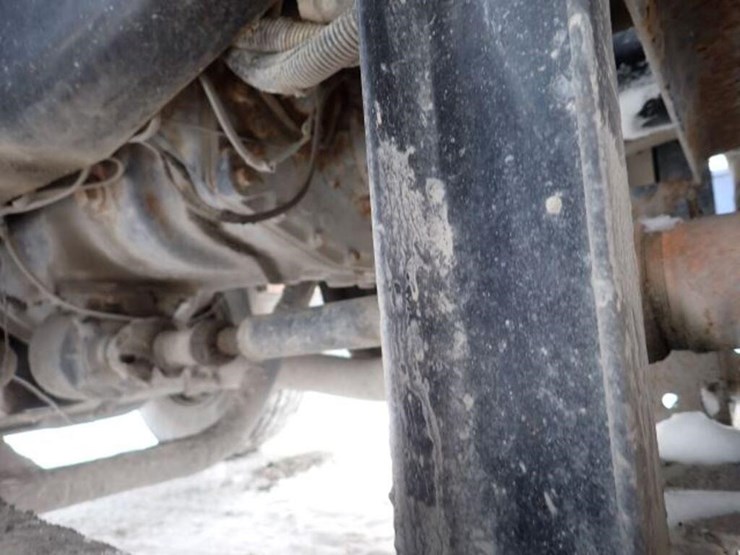 1990-white-gmc-t/a-water-truck-4v2bdbme1ln633643-image-70