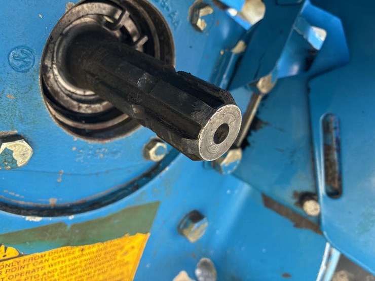 1990-ford-8730-image-23