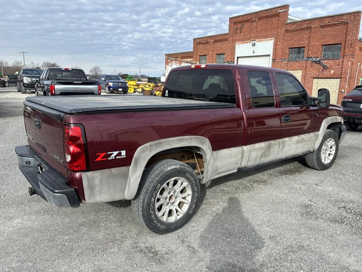 2003-chevrolet-silverado-1500-image-4
