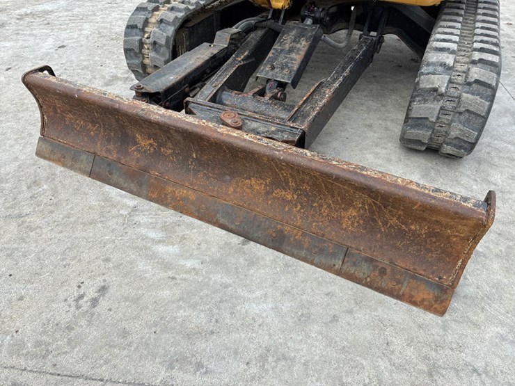 2021-caterpillar-303.5e2-cr-image-21