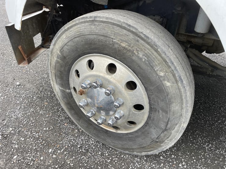 2000-caterpillar-c12-image-9